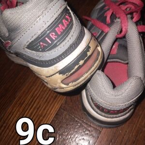 Nike Air Max Kids Shoes - Gray and Pink